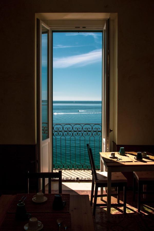 B&B Le Finestre Sul Mare ตารันโต ภายนอก รูปภาพ