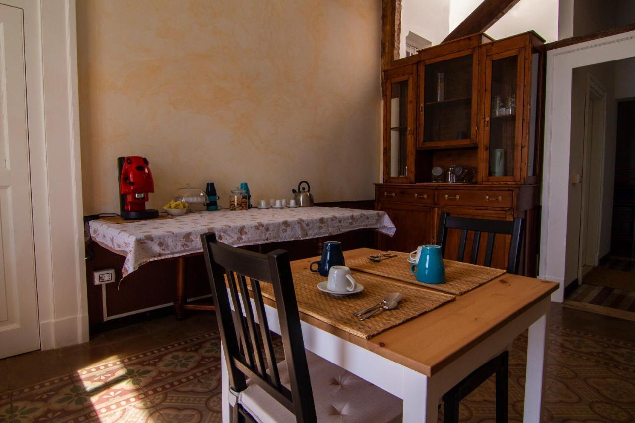 B&B Le Finestre Sul Mare ตารันโต ภายนอก รูปภาพ