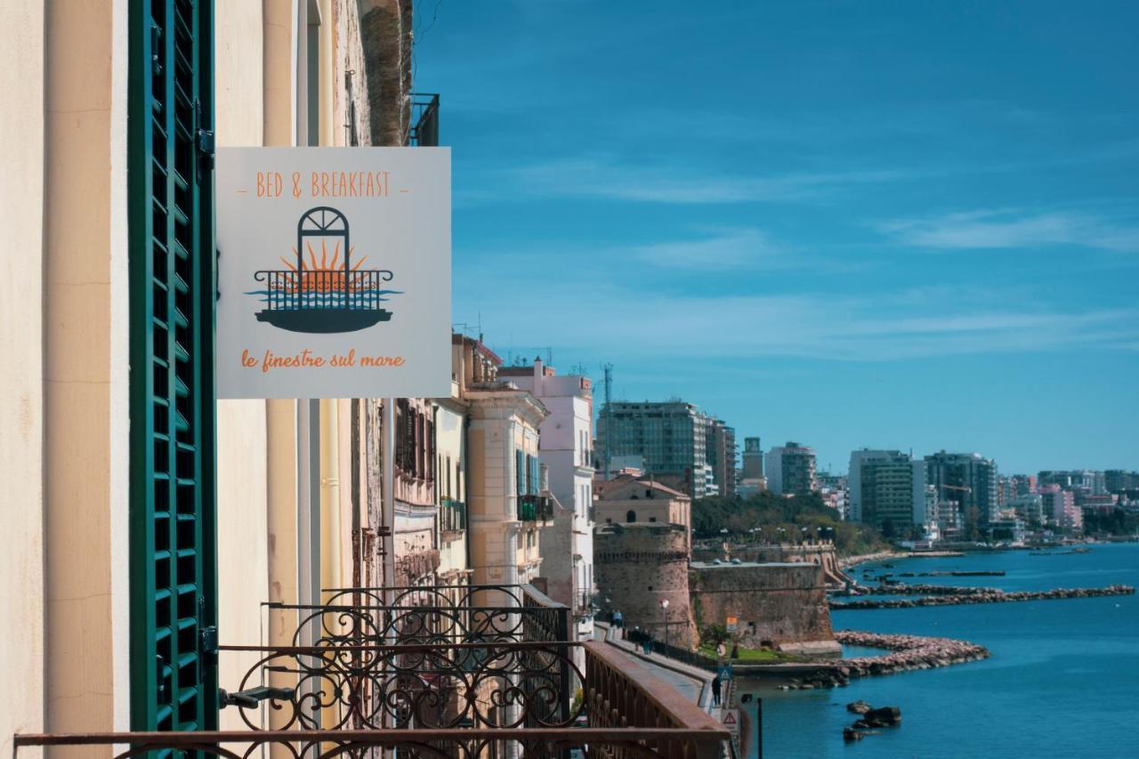 B&B Le Finestre Sul Mare ตารันโต ภายนอก รูปภาพ