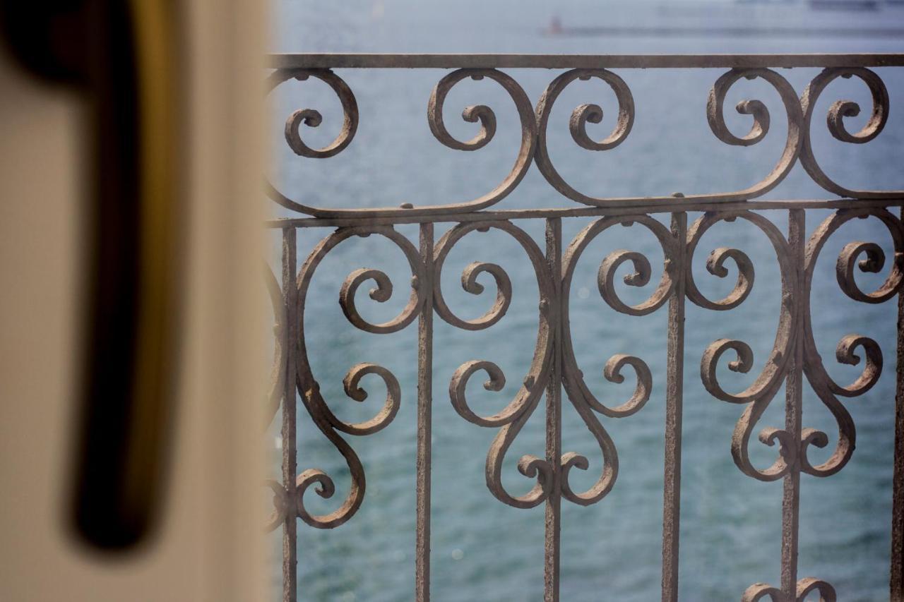 B&B Le Finestre Sul Mare ตารันโต ภายนอก รูปภาพ